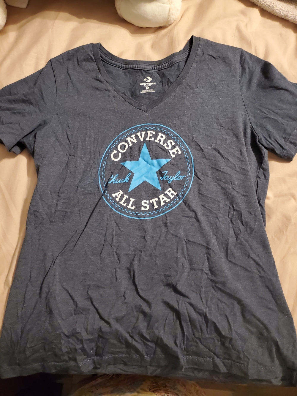 Converse Classic Fit V-Neck Tee in Navy